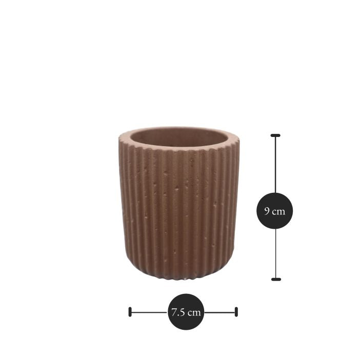 Sharon Ribbed Flower Pot: Dimensions: 7.5 cm x 9 cm (Diameter x Height)
