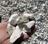 Off White Gravel 2-4cm 20kg Bag